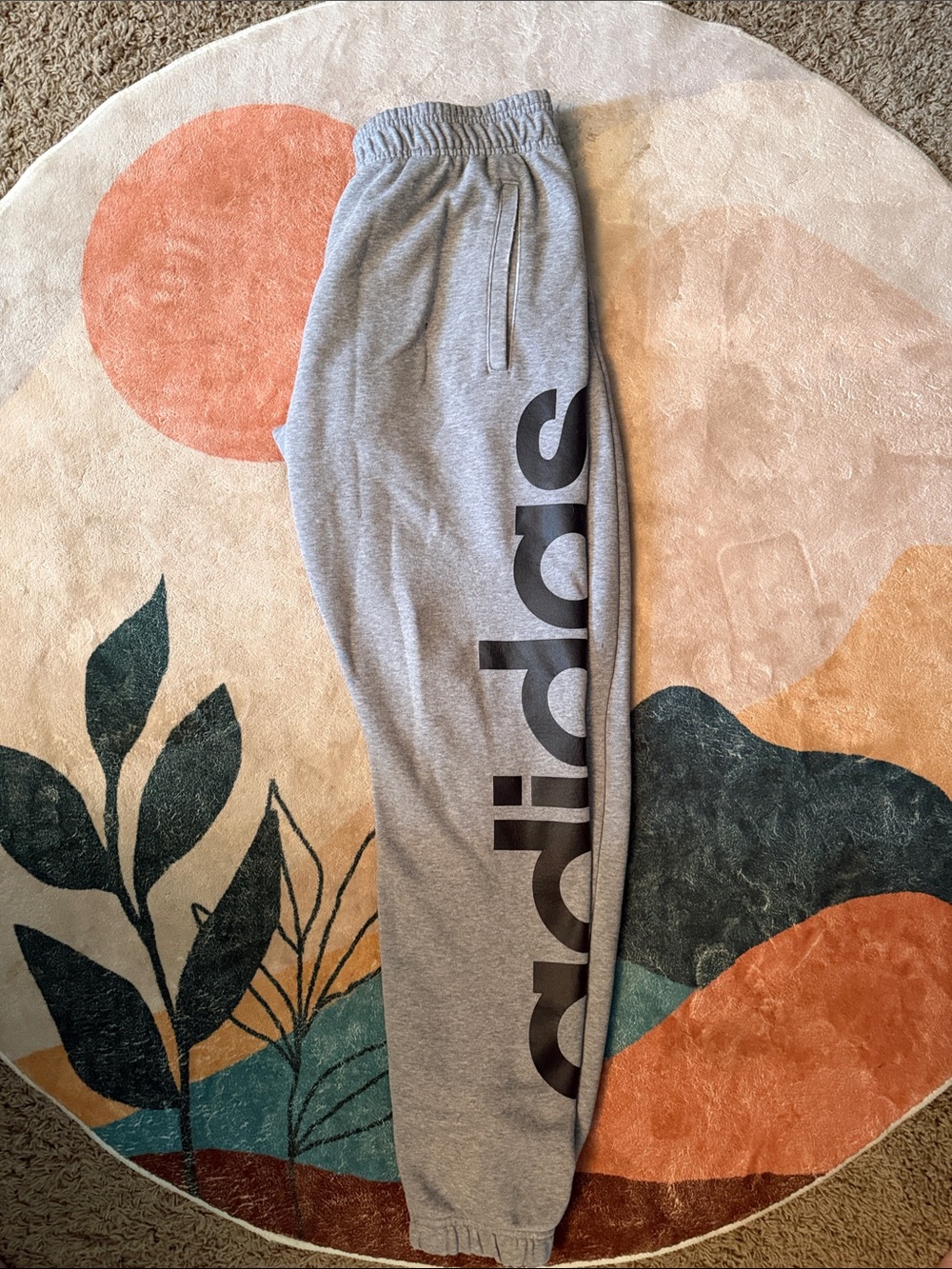 Men’s Large Adidas sweatpants.